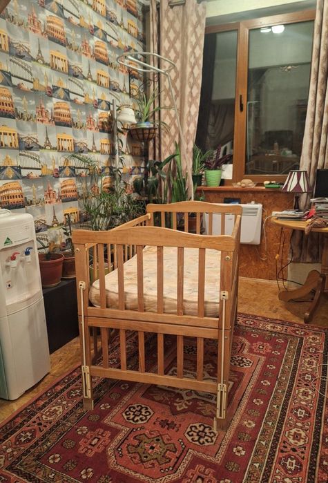 Детская кроватка