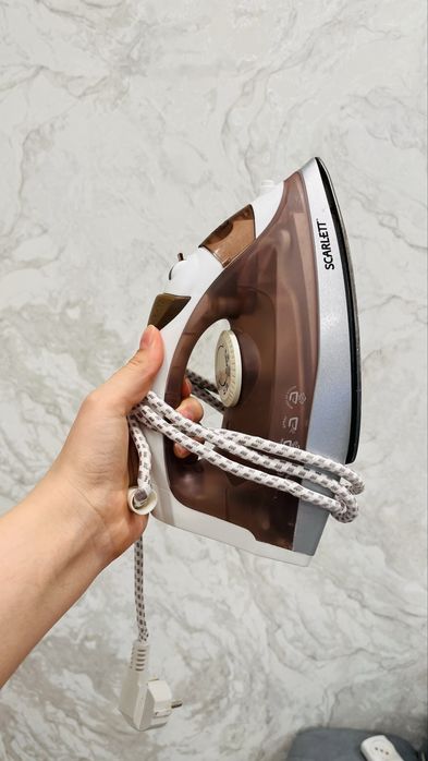 Отдам бесплатно утюг