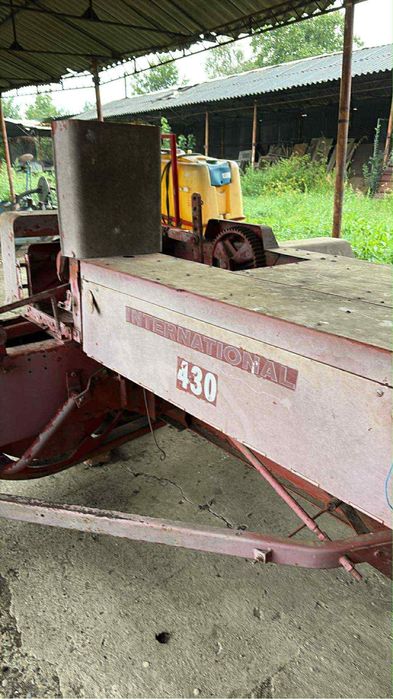 Presa baloti  International 430