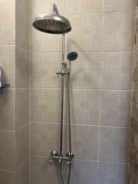 Душ колона ROCA