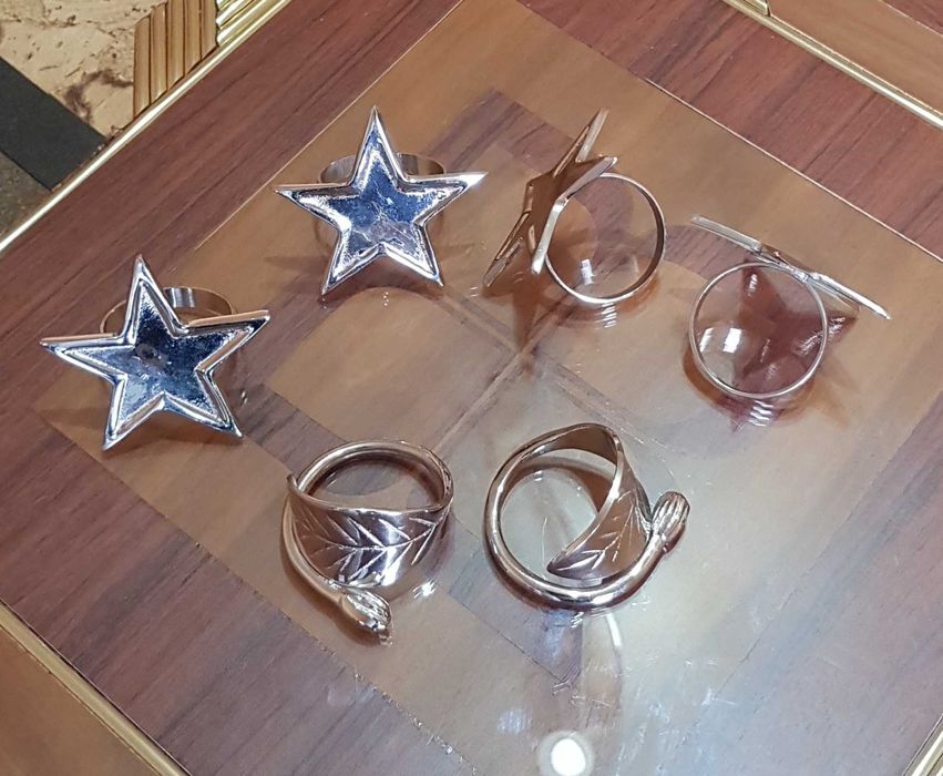 Комплект от шест метални поставки за салфетки