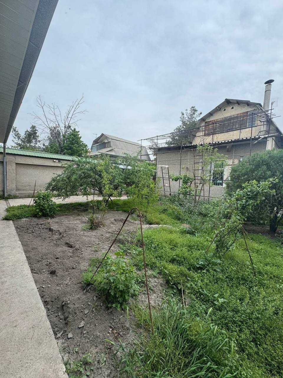 Продам участок с домом, кадастром, 6 соток, ориентир Янги Узбекистан
