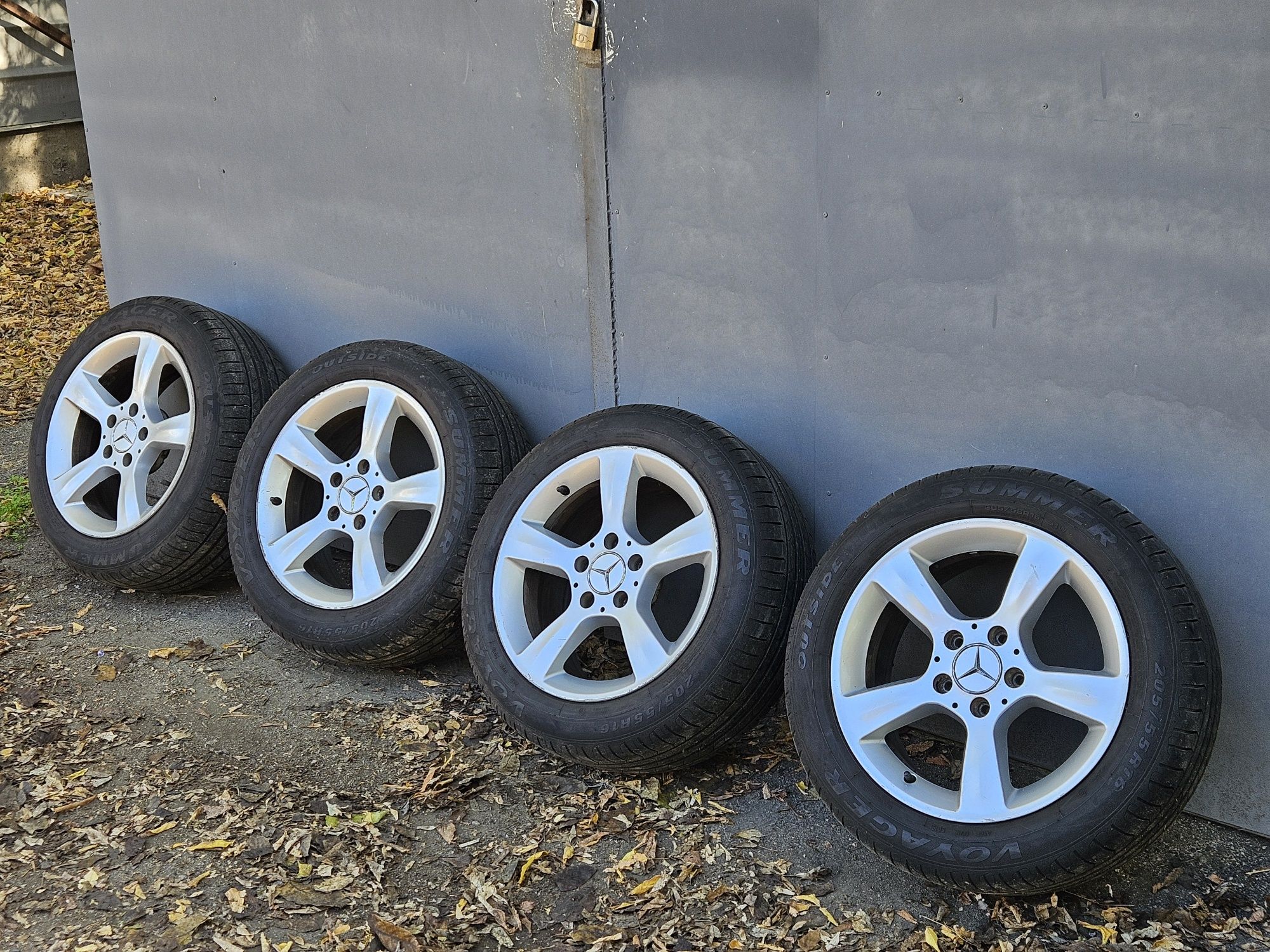 Джанти с гуми Mercedes 16"