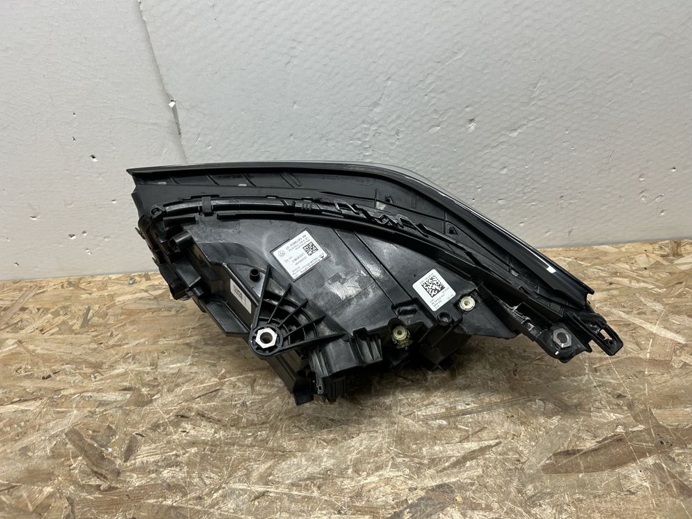 Far faruri bmw G60 G61 full led adaptiv 2024-2025 dreapta