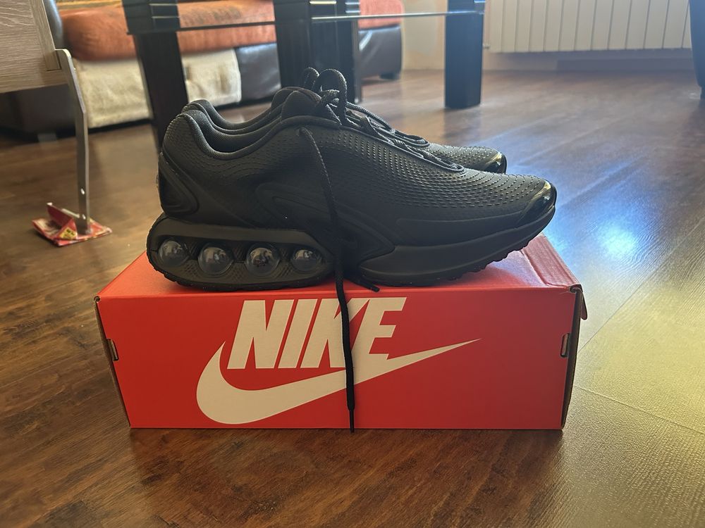 Nike Air Max DN Black