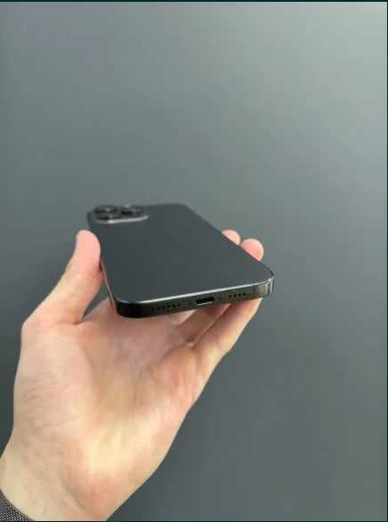 Vând iPhone 16 Pro Max 512GB