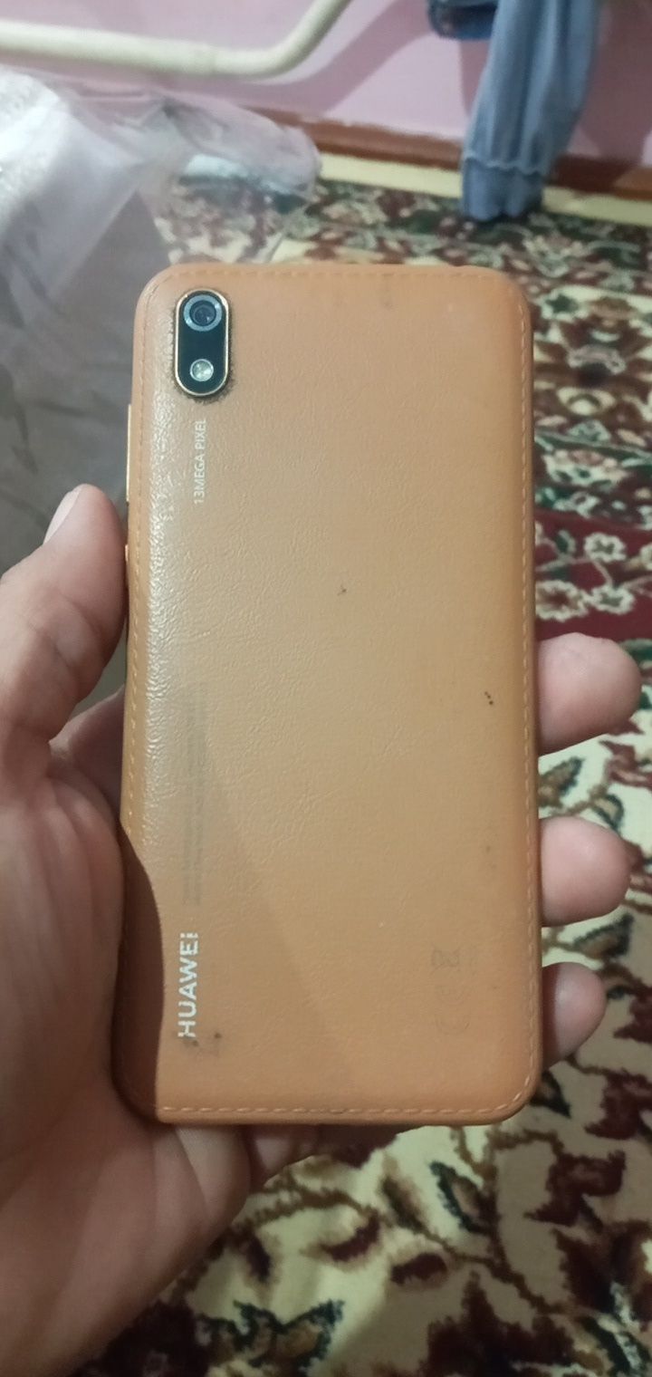 Huawei y5 telfon sotiladi.