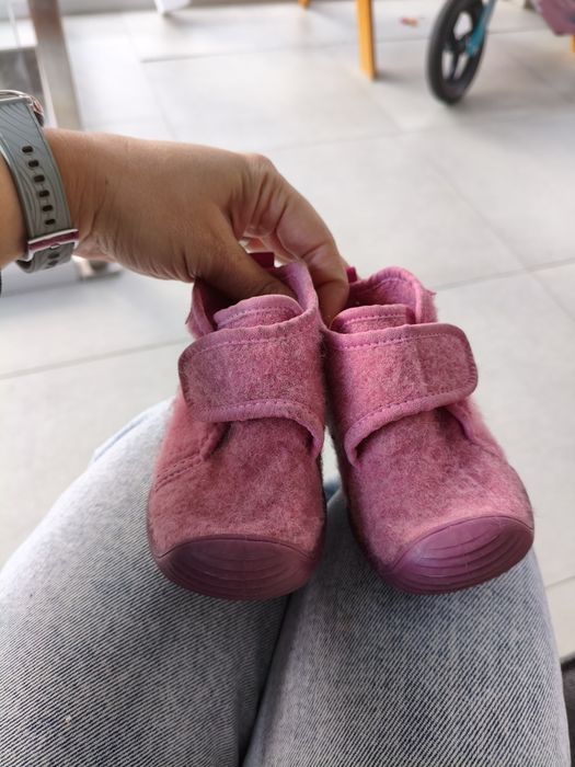 Papuci interior Biomecanics, 22 (pt piciorus de 13 cm)