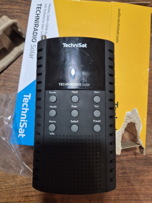 Radio Technisat solar