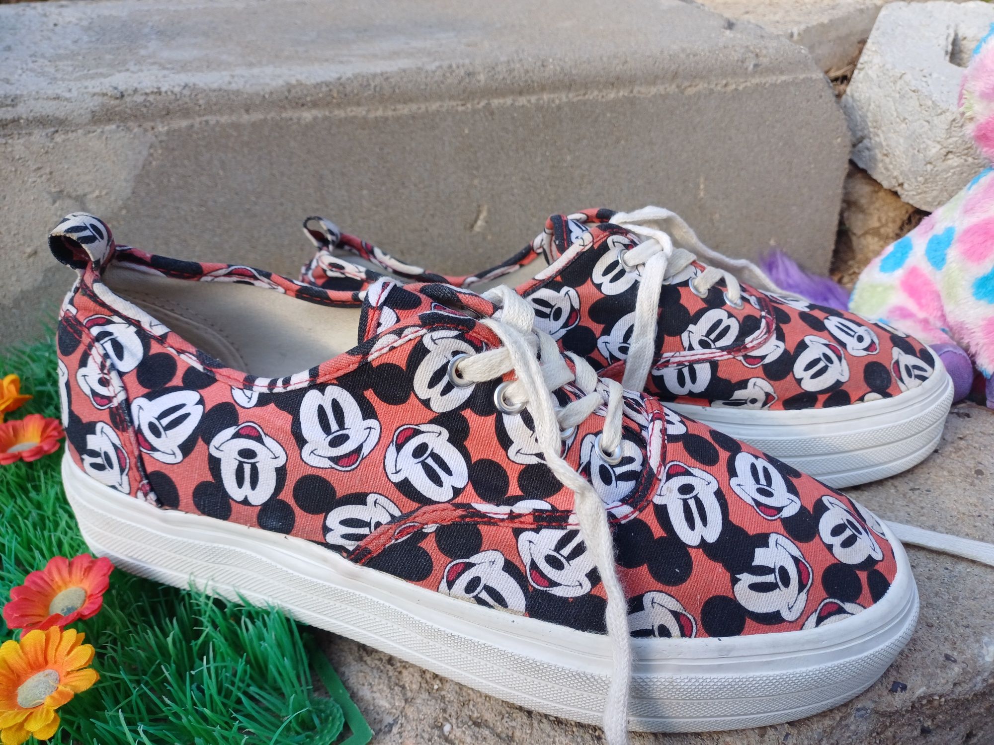 HM x Disney кецове с Мики Маус