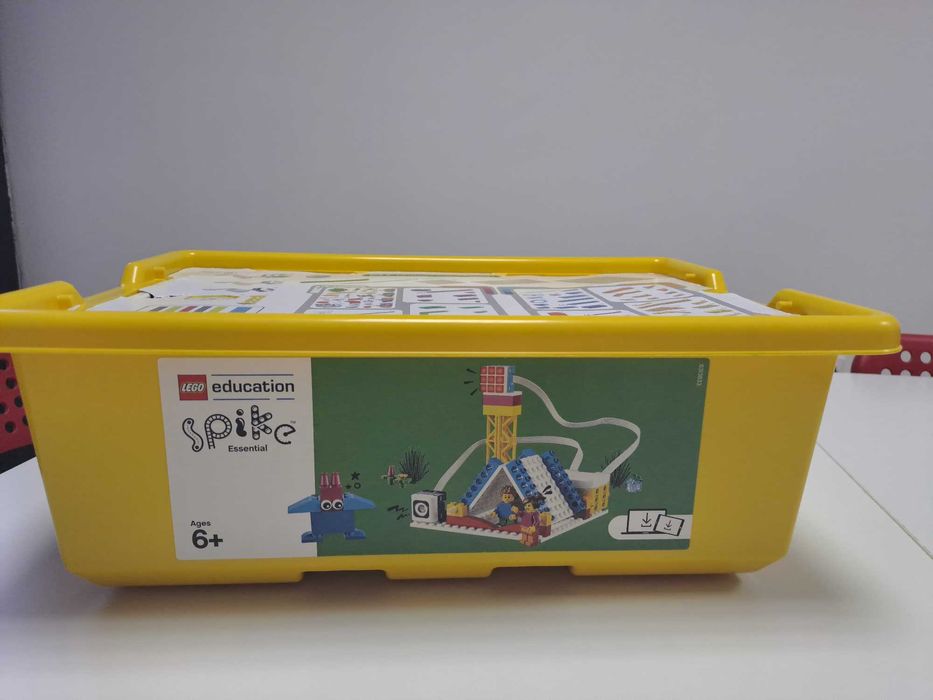 Продавам LEGO® Education SPIKE™ Essential Set - 1 брой