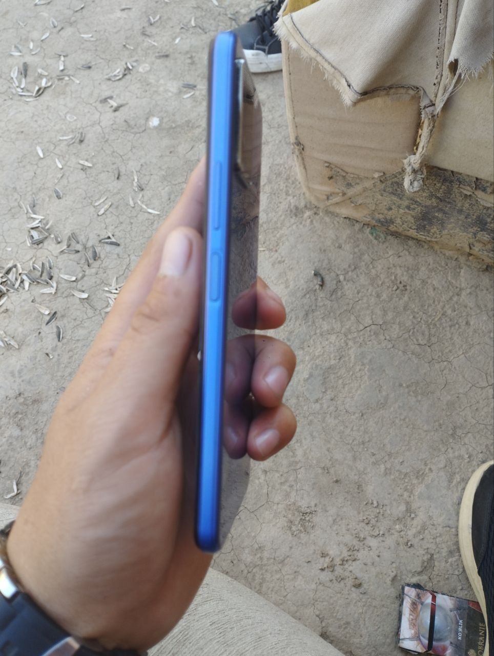 Vivo y 21 srochna