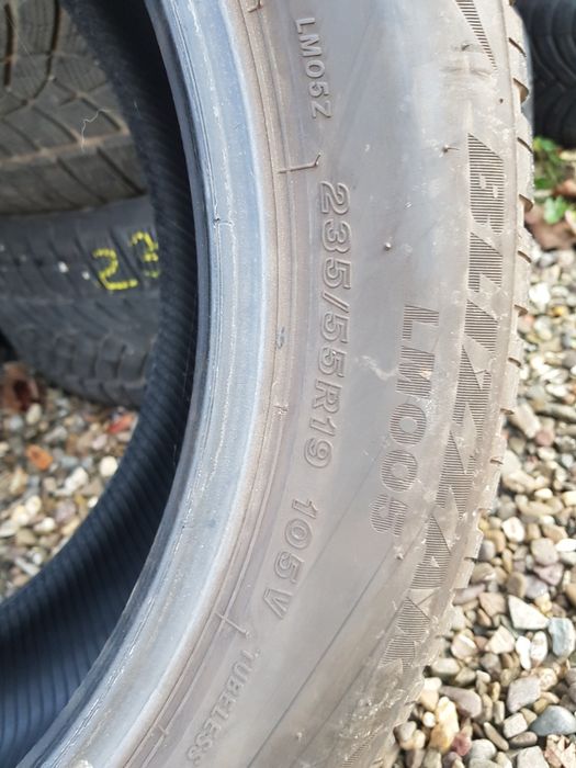 Anv.iarna 235/55r19 bridgrstone 4buc si continental 2buc