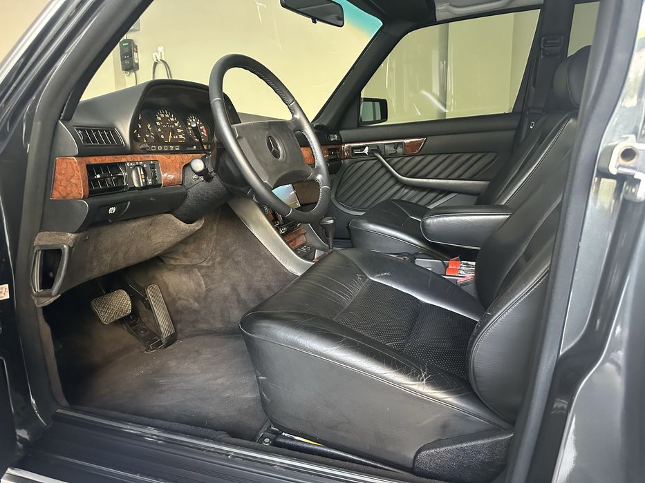 Mercedes Benz w126 560 SEL