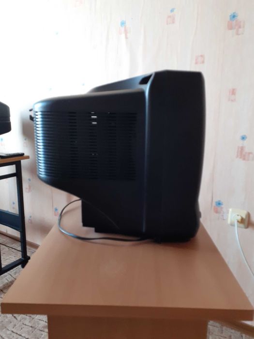 телевизор jvc 14 инча