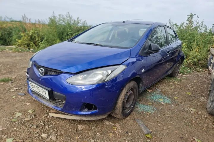 cutie de viteze manuala 5+1 trepte kit ambreiaj pornire volanta ansamblu stergatoare planetara stanga dreapta Mazda 2 DE 2008 motor 1.3 benzina  ZJ