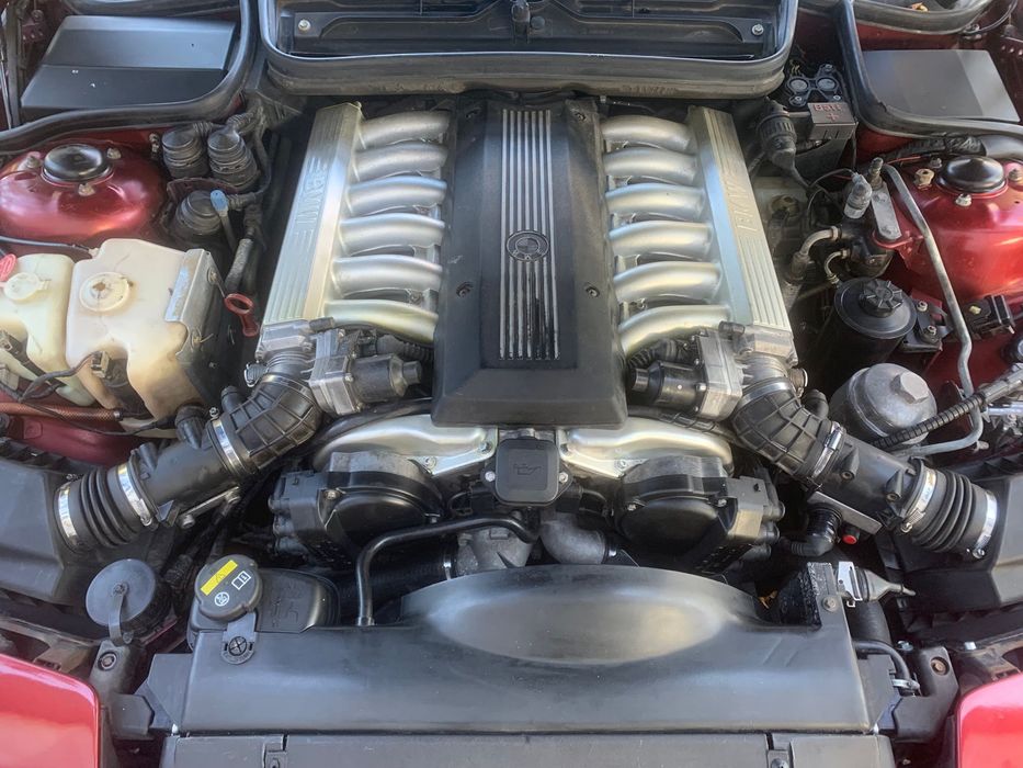 Vand BMW 850i e31 v12 istoric