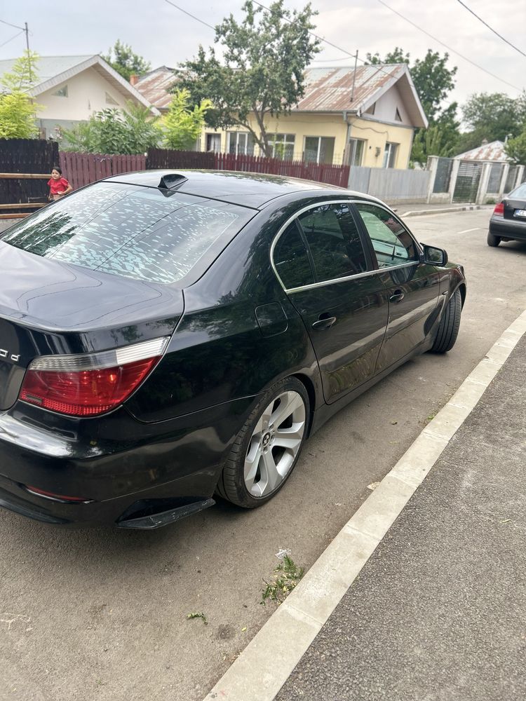 Bmw e60 530d cand sau schimb cu o duba de persoane 8+1