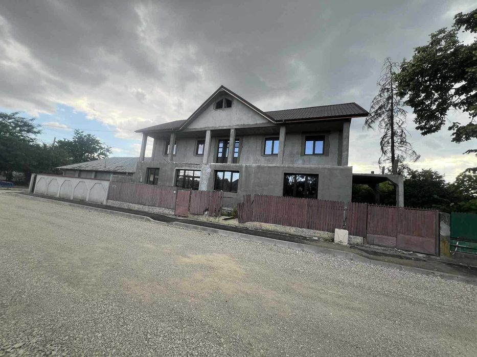 Casa in Mizil pe sosea langa Filatura
