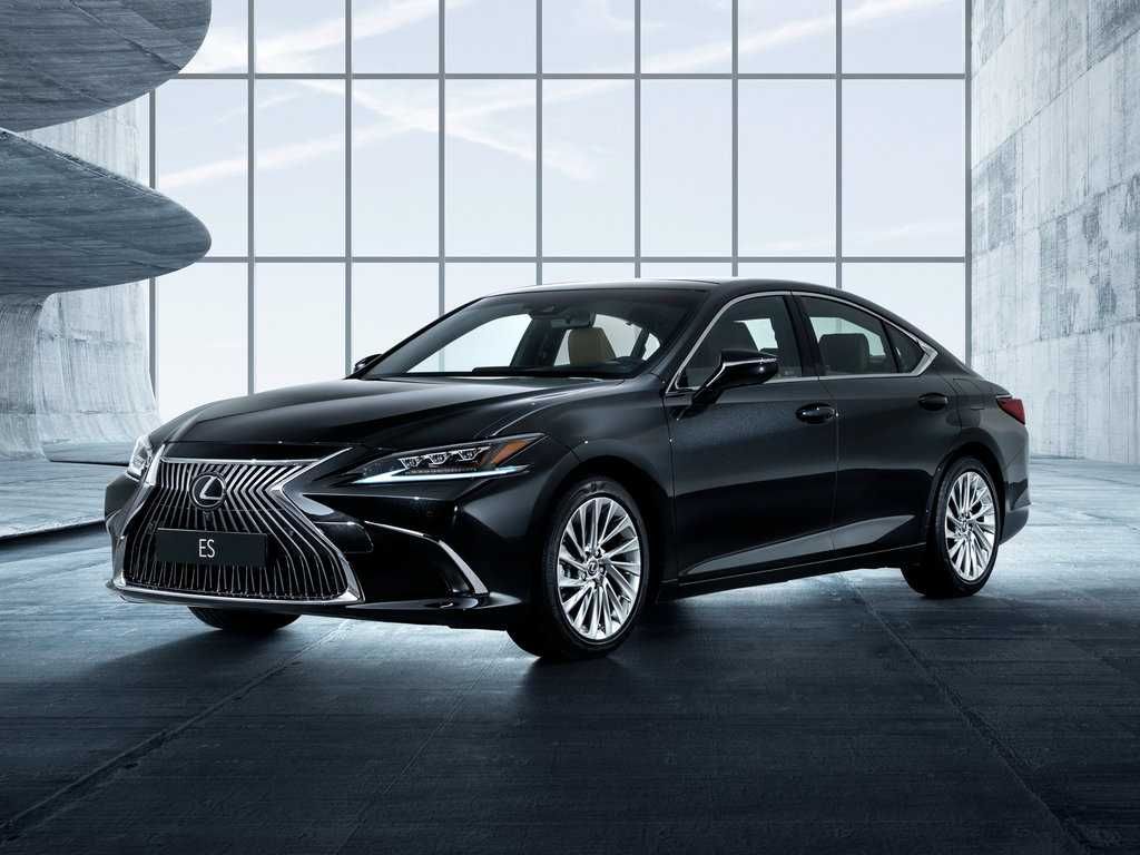 Бампер передний Лексус ЕС250 18-/Lexus ES250 18-