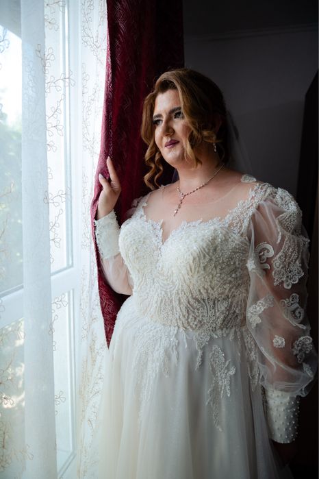 Vand rochie mireasa