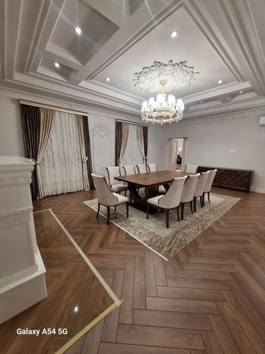 Евро дом с шикарным дорогим ремонтом и мебелью 3 уровня