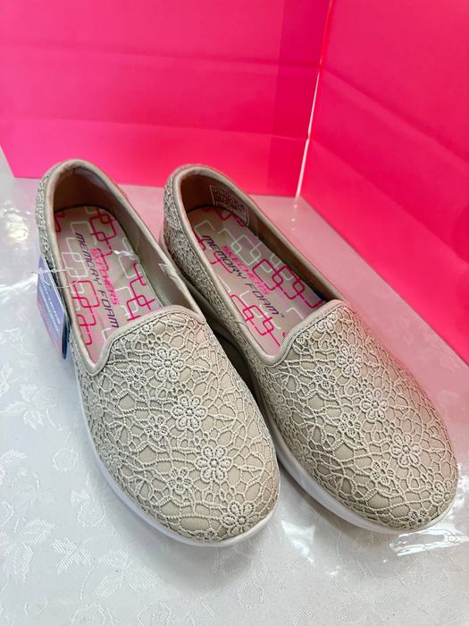 Оригинальные Skechers женские новые