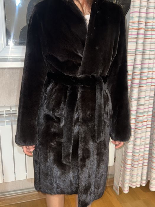Шуба норковая б/у, фирма Blackglama, очень плотный мех, размер 42-44