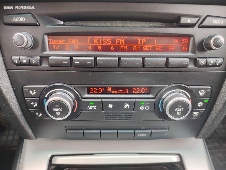 BMW 320d, 2.0l, 177CP, Xenon, Clima automata, pilot automat, etc...