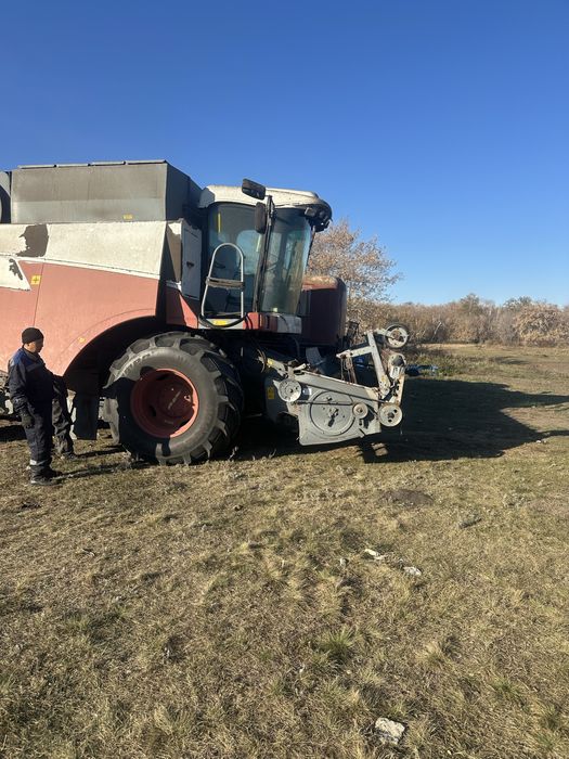 Продам Комбайн Акрос 530