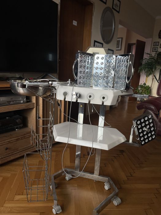 Немски козметичен апарат BDR, с LED светлина на супер цена!