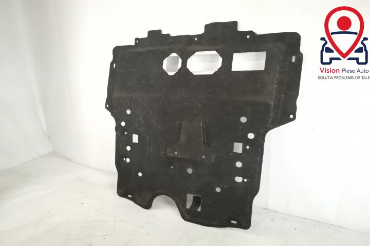 Пежо / Peugeot Оригинален двигателен кожух в добро състояние