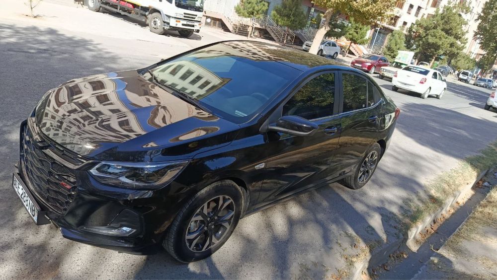 Onix Premier Turbo 2023 поз 5