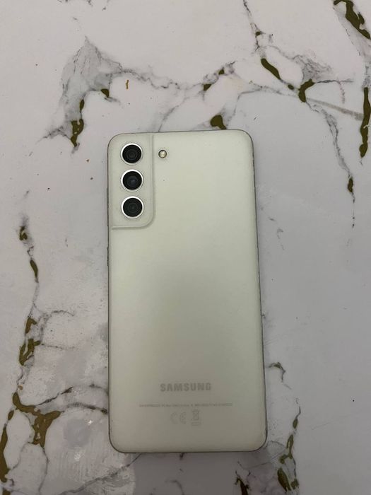 Samsung s21 fe 128/8 GB