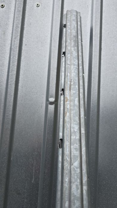 Stalpi /plasa /gard/mure/zmeură  E.T.C