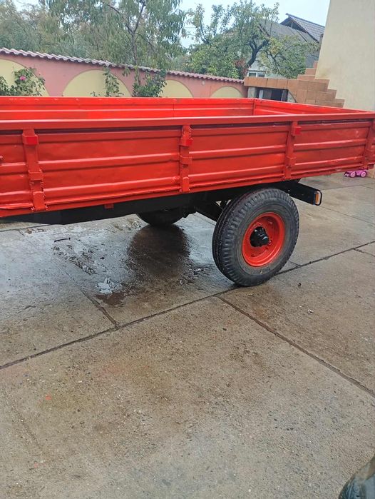 Remorca basculabila de medgidia