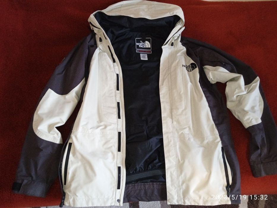 Преходно яке north face