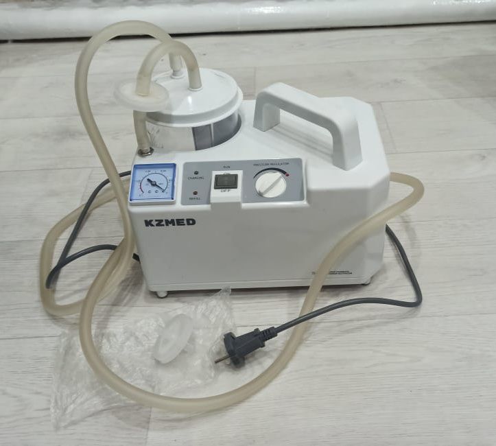 ПРОДАМ (Дешево) отсасыватель хирургический электрический "KZMED" 7Е-D