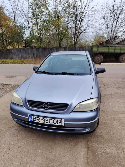 Vând opel astra G