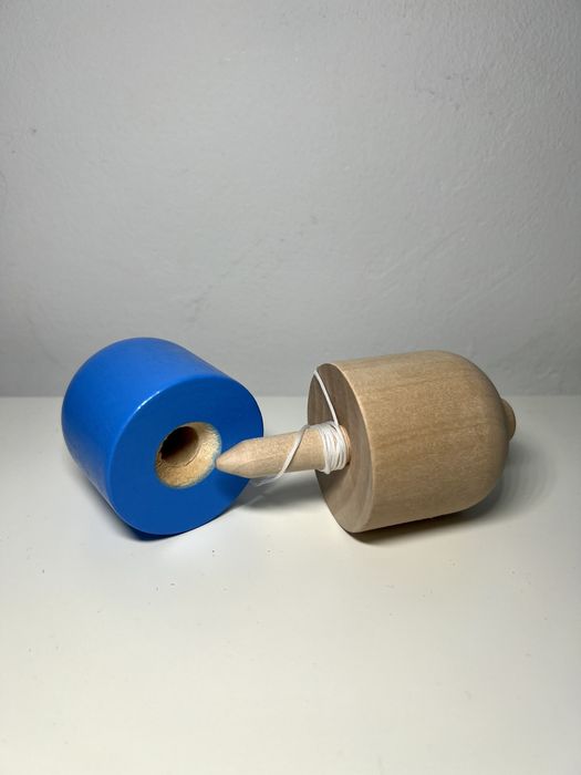 Kendama Pill de Lemn (NOU)