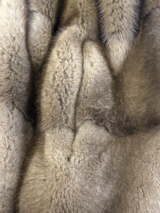 Продам греческую норковую шубу