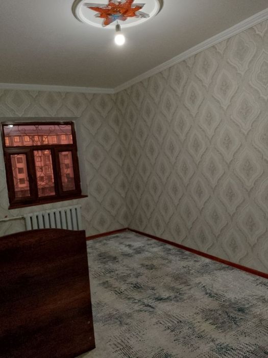 3 хонали 4этаж квартира сотилади угловой  38 900$ Шербуддин