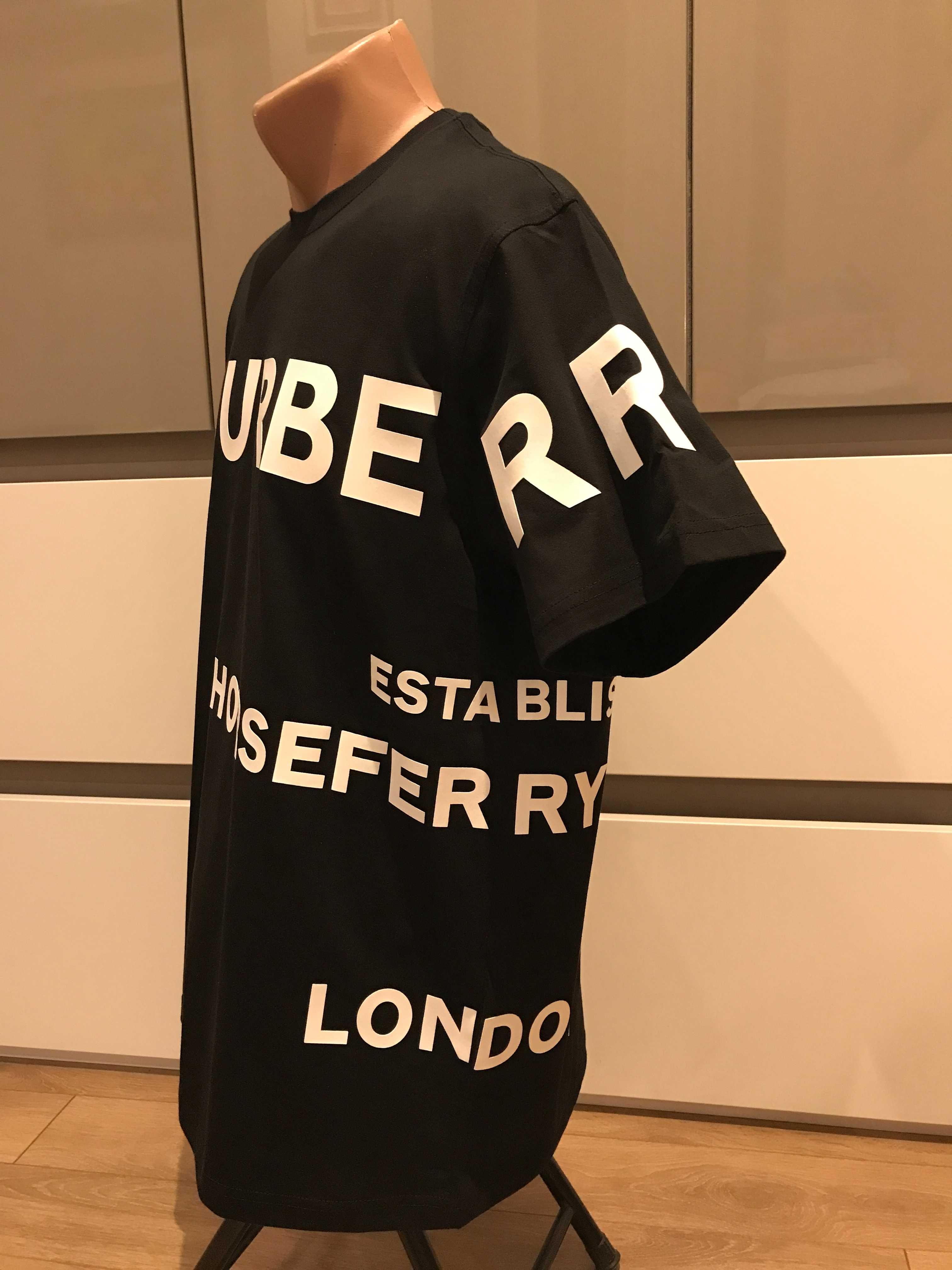 BURBERRY, ОРИГИНАЛНА Horseferry OVERSIZED тениска, размер: L