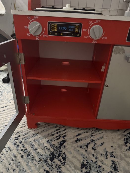 Продам детсую кухню