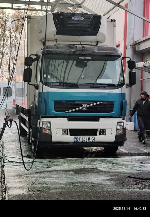 Servicii de mutare persoane fizice/ relocare firme