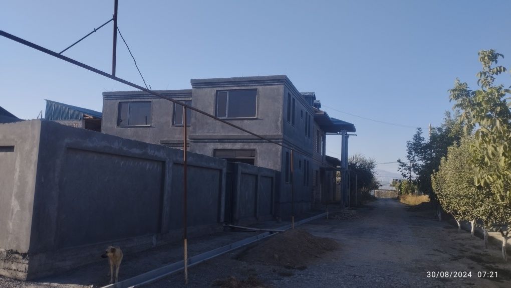Samarqand boʻylab Qoraqalpogʻiston ustalari shtukaturka stiyashka qila