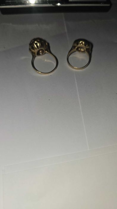 Злато 14 к пръстените са нови неса носени.