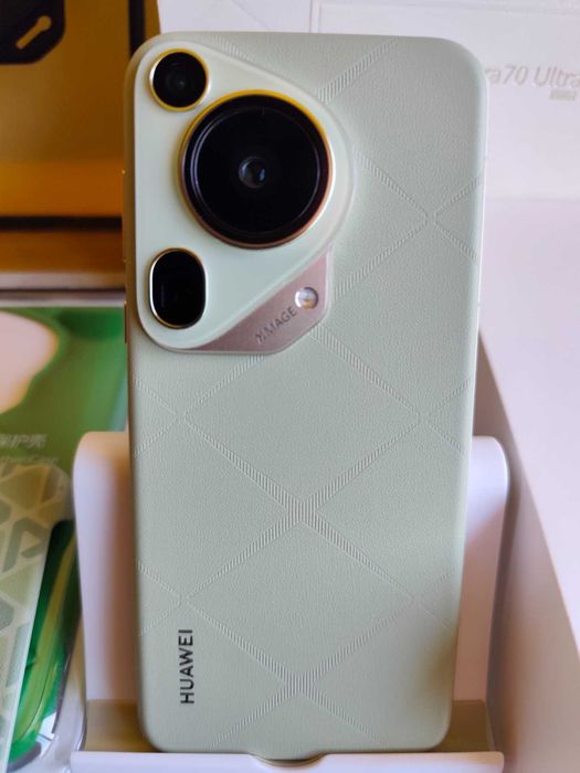 Huawei Pura 70 ultra + Huawei Watch Fit 3. Пакетна Цена - 1500 лв.