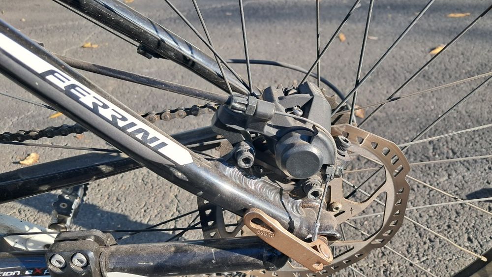 Bicicletă Ferrini R3 cadru aluminiu 26.5