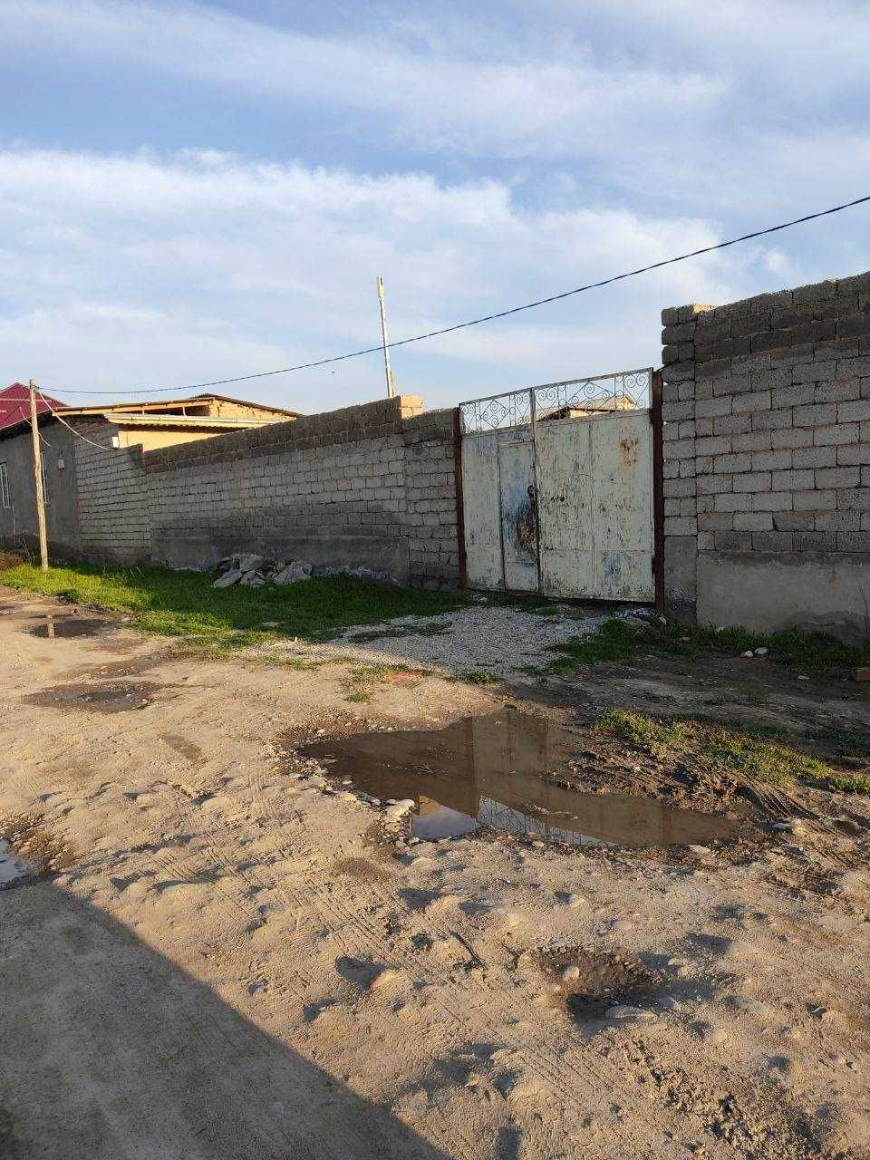 Срочно учаска сотилади